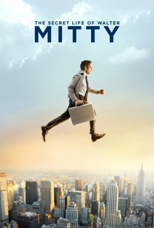 En man i vardagskläder med portfölj springer i luften högt över en stad full av skyskrapor. Överst i bilden står texten the secret life of walter mitty